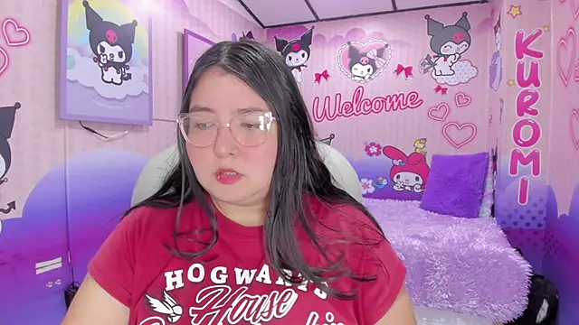 Snapshot of Dulce_meow chatting on July 4, 2026, 12:00 pm Dulce meow online show from July 4, 2026, 12:00 pm