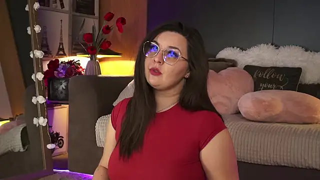 Snapshot of Mia_Swano chatting on February 18, 2026, 3:26 am Mia Swano online show from February 18, 2026, 3:26 am