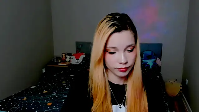 Kitten Alissa online show from October 1, 2025, 5:17 pm