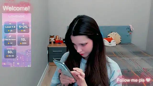 Kitten Alissa online show from November 7, 2025, 10:03 pm