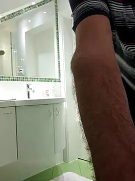 Oldmenhot66 online show from September 14, 2025, 4:57 am