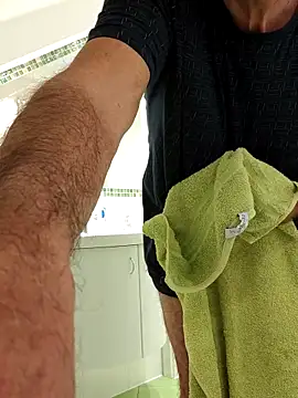 Oldmenhot66 online show from September 27, 2025, 4:18 am