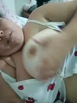 Snapshot of Katherine25 chatting on March 21, 2026, 1:37 pm Katherine25 online show from March 21, 2026, 1:37 pm