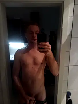 EdelHolz91 online show from October 22, 2025, 7:13 pm