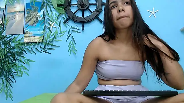 Snapshot of skinnysofia18 chatting on July 23, 2026, 5:42 pm skinnysofia18 online show from July 23, 2026, 5:42 pm