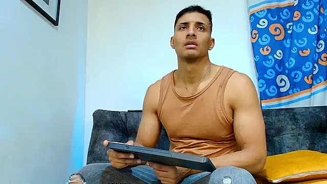 Snapshot of Smith_Fitness chatting on July 12, 2026, 6:09 pm Smith Fitness online show from July 12, 2026, 6:09 pm