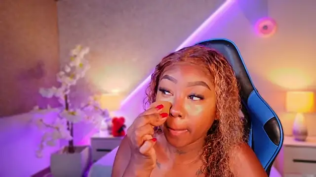 Snapshot of Kishalove_ chatting on July 30, 2026, 10:25 am Kishalove online show from July 30, 2026, 10:25 am