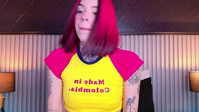 Meganreed  online show from June 17, 2026, 9:47 pm