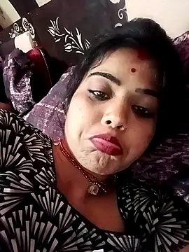 Yatiksha Beby online show from May 9, 2026, 4:54 pm