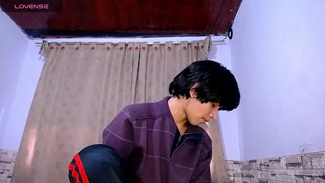 Snapshot of DaraKat18 chatting on February 12, 2026, 10:20 pm DaraKat18 online show from February 12, 2026, 10:20 pm