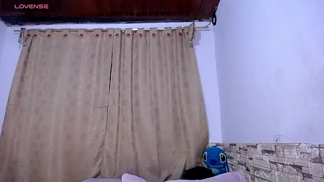 Snapshot of DaraKat18 chatting on February 22, 2026, 10:44 pm DaraKat18 online show from February 22, 2026, 10:44 pm