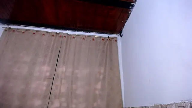 Snapshot of DaraKat18 chatting on March 13, 2026, 10:15 pm DaraKat18 online show from March 13, 2026, 10:15 pm