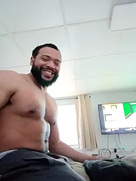 Snapshot of tripping385 chatting on February 23, 2026, 9:59 pm tripping385 online show from February 23, 2026, 9:59 pm