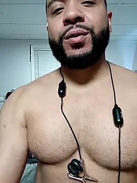 Snapshot of tripping385 chatting on September 26, 2025, 1:56 am tripping385 online show from September 26, 2025, 1:56 am