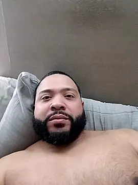 Snapshot of tripping385 chatting on November 6, 2025, 10:08 am tripping385 online show from November 6, 2025, 10:08 am