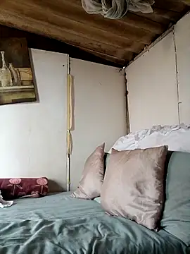 SeductiveDick1997 online show from September 28, 2025, 8:43 am