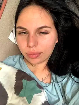 ksenia123 online show from October 7, 2025, 9:32 am