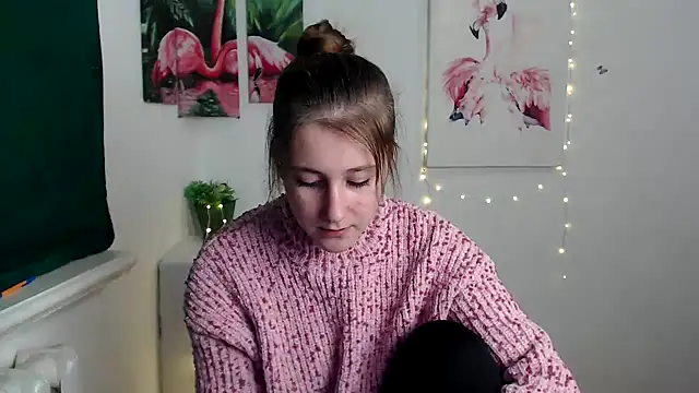 Milka kamila online show from October 1, 2025, 12:31 pm