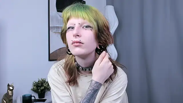 KandraCruser online show from September 8, 2025, 4:17 pm