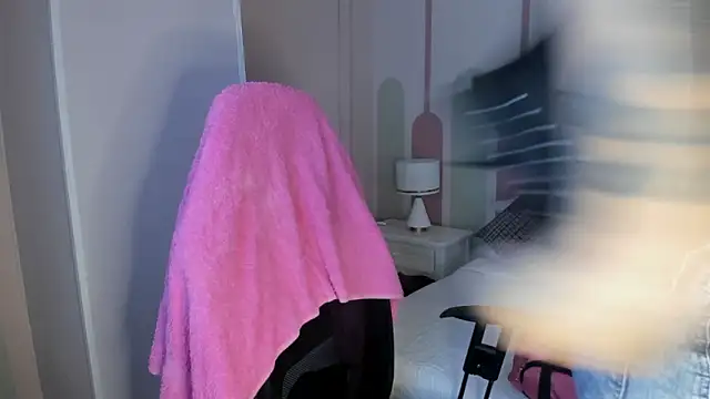  Sharloth  online show from February 3, 2026, 3:06 pm