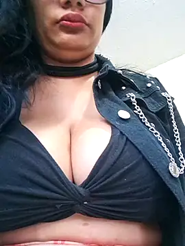 Monse--145 online show from February 20, 2026, 12:18 pm