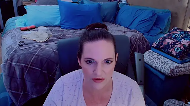 ninajaymes online show from June 11, 2026, 12:32 am
