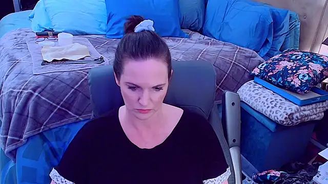 ninajaymes online show from February 25, 2026, 11:48 pm