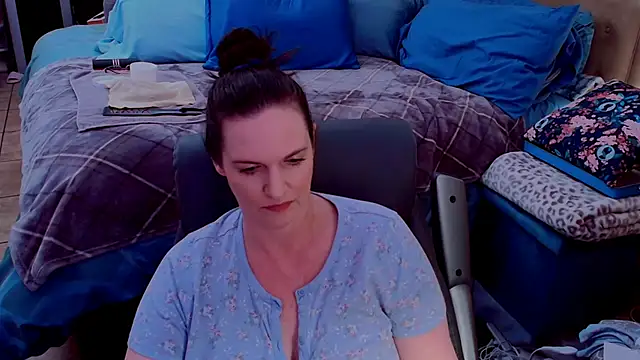 ninajaymes online show from June 25, 2026, 7:46 am