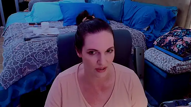 ninajaymes online show from June 22, 2026, 3:25 am