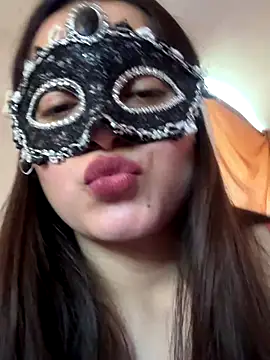 LiaDravenX online show from November 13, 2025, 4:00 pm