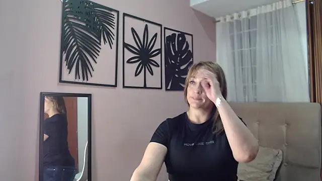 Snapshot of amara_rousse1 chatting on July 2, 2026, 12:55 pm amara rousse1 online show from July 2, 2026, 12:55 pm