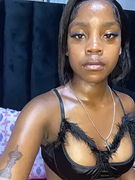 Littlebunny33 online show from May 9, 2026, 8:45 pm