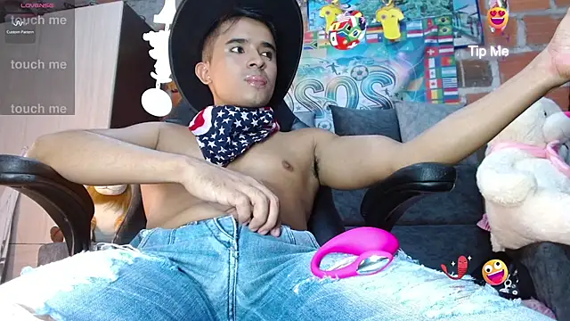DayroDuran online show from July 4, 2026, 8:46 pm