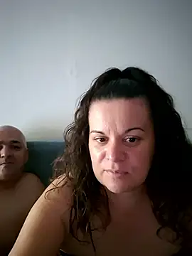 PerleRaree online show from June 18, 2026, 7:40 am