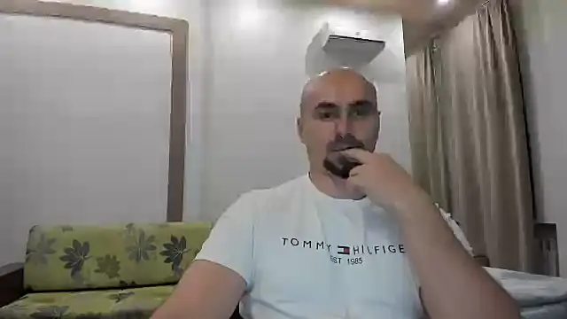 Gri SH online show from October 20, 2025, 4:51 pm