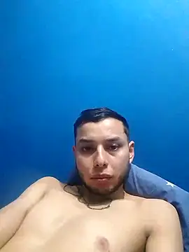 Snapshot of Danbkkjg chatting on September 22, 2025, 4:18 am Danbkkjg online show from September 22, 2025, 4:18 am