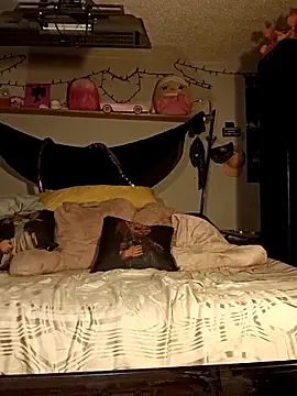 Goldenndoll online show from February 16, 2026, 6:12 am