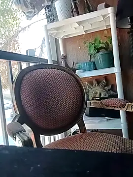 Goldenndoll online show from November 20, 2025, 7:36 pm