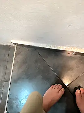 penchis90 online show from February 10, 2026, 7:13 pm