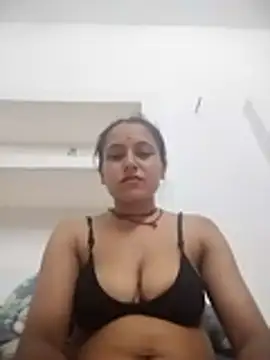 Sonam shinde online show from May 4, 2026, 6:22 pm