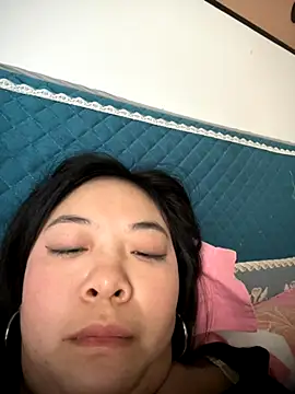 smgirls online show from November 28, 2025, 12:55 am