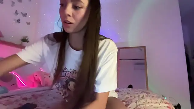 keirasworld online show from June 3, 2026, 12:11 am