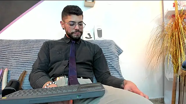 DanteWinter online show from February 27, 2026, 4:12 am