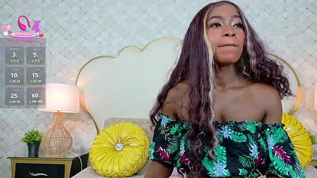 Snapshot of MadissonBonny_ chatting on July 18, 2026, 8:17 pm MadissonBonny online show from July 18, 2026, 8:17 pm