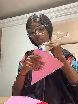 MarianRosse online show from January 11, 2026, 4:25 pm