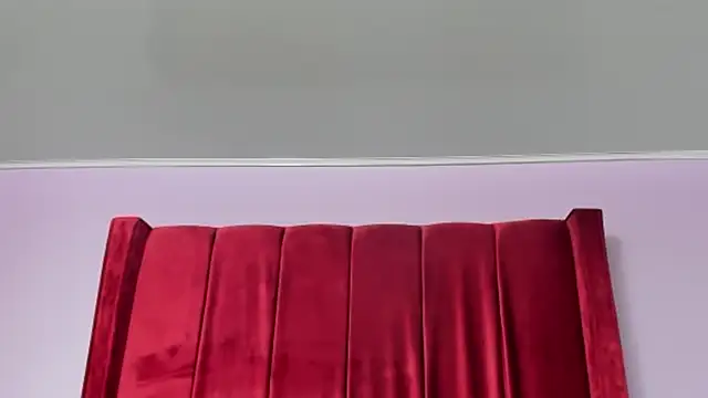 MarianRosse online show from November 29, 2025, 5:13 pm