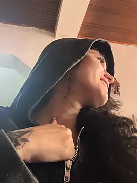 XBODTRIIPX online show from March 11, 2026, 4:45 pm