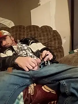 Mrluckstick online show from May 14, 2026, 12:40 am