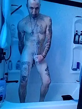 Mrluckstick online show from December 2, 2025, 5:36 pm