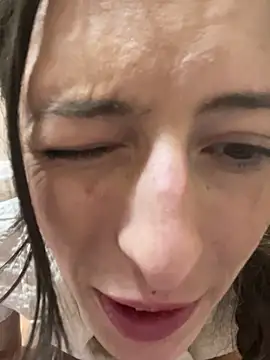 Andr33a online show from February 21, 2026, 4:14 am